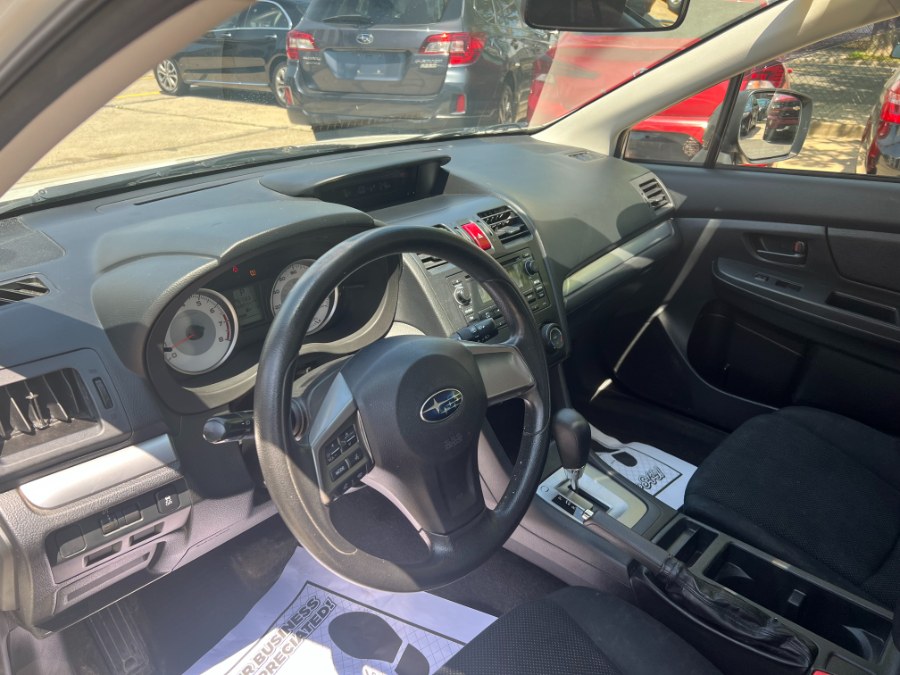 2014 Subaru Impreza 2.0i photo