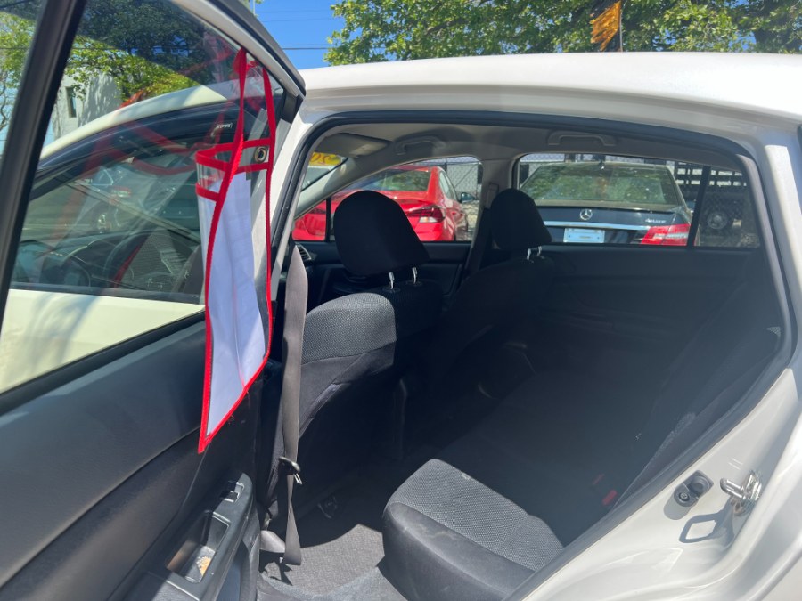 2014 Subaru Impreza 2.0i photo