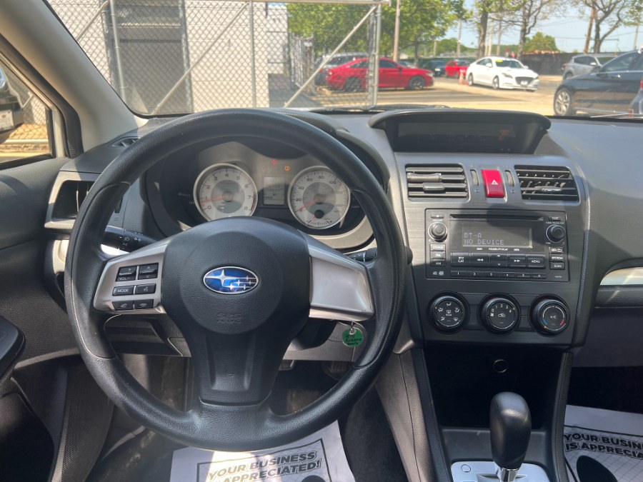 2014 Subaru Impreza 2.0i photo