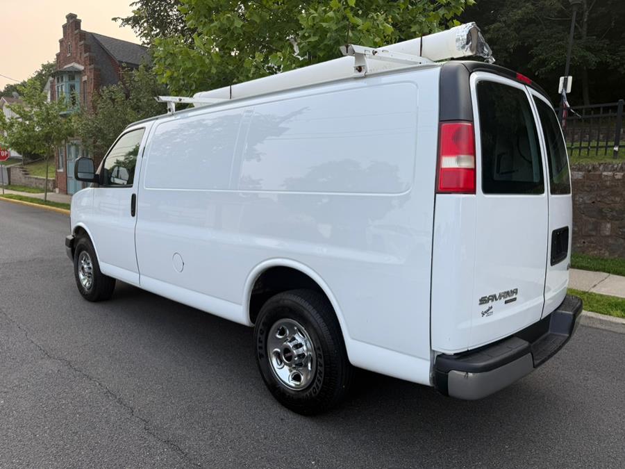 2014 GMC Savana 2500 2500 photo