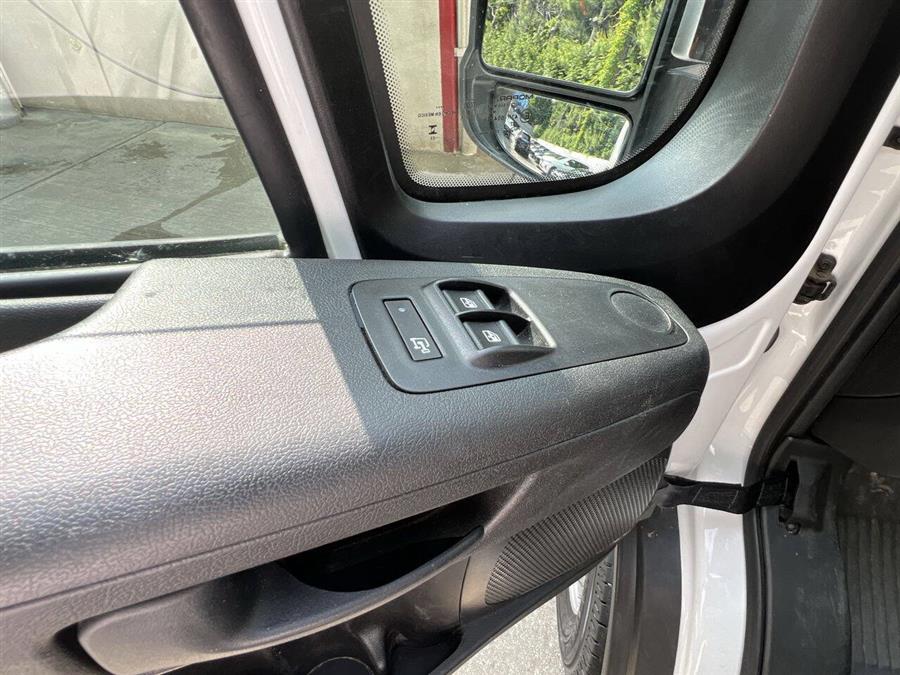 2023 RAM ProMaster 2500 159 WB 3dr High Roof Carg photo
