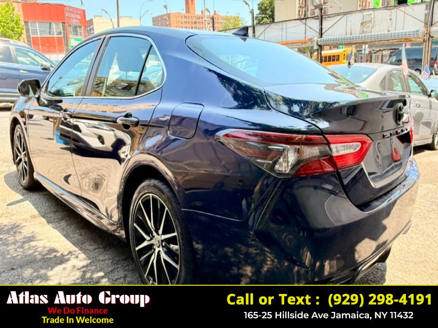 2022 Toyota Camry SE Auto (Natl) photo