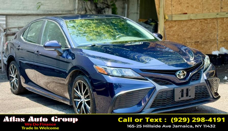 2022 Toyota Camry SE Auto (Natl) photo