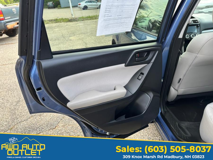 2016 Subaru Forester 4dr CVT 2.5i Premium PZEV photo