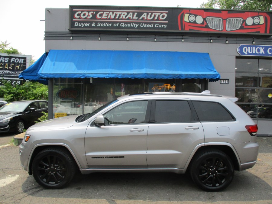 2017 Jeep Grand Cherokee Altitude 4x4 *Ltd Avail* photo