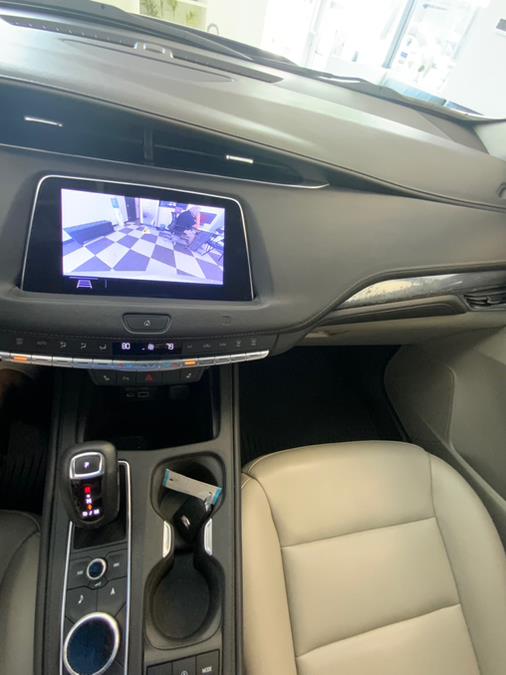 2019 Cadillac XT4 AWD 4dr Luxury photo