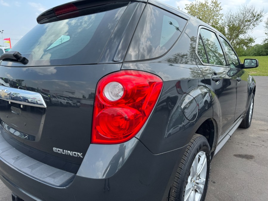 2013 Chevrolet Equinox LS photo
