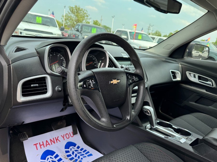 2013 Chevrolet Equinox LS photo