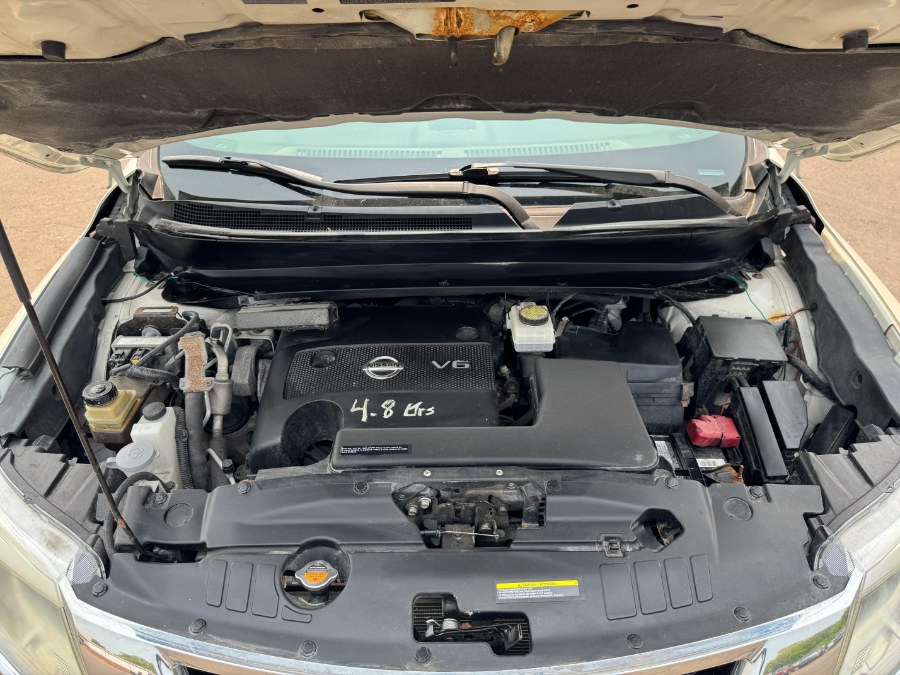 2016 Nissan Pathfinder 4WD 4dr Platinum photo