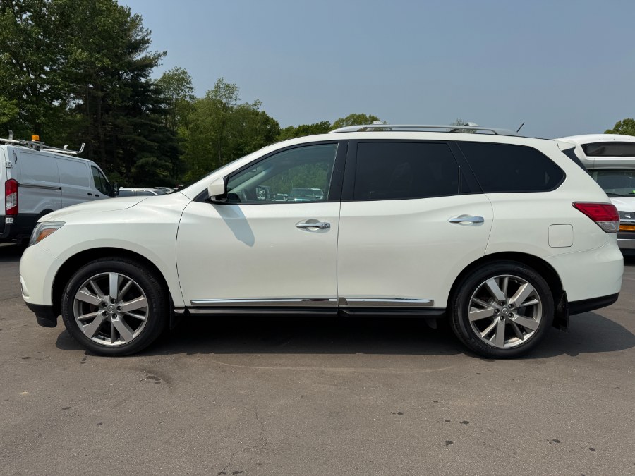 2016 Nissan Pathfinder 4WD 4dr Platinum photo