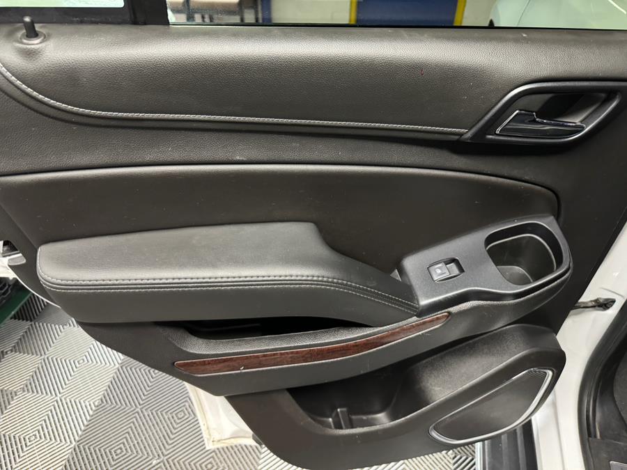 2019 GMC Yukon 4WD 4dr SLT photo