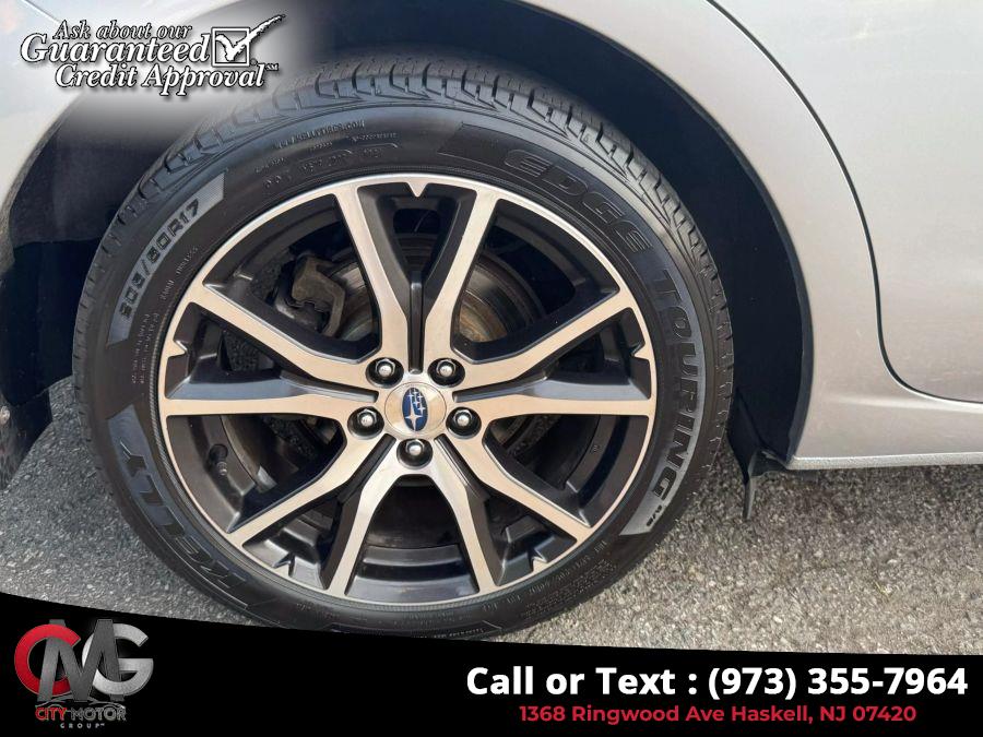 2017 Subaru Impreza 2.0i Limited Wagon 4D photo