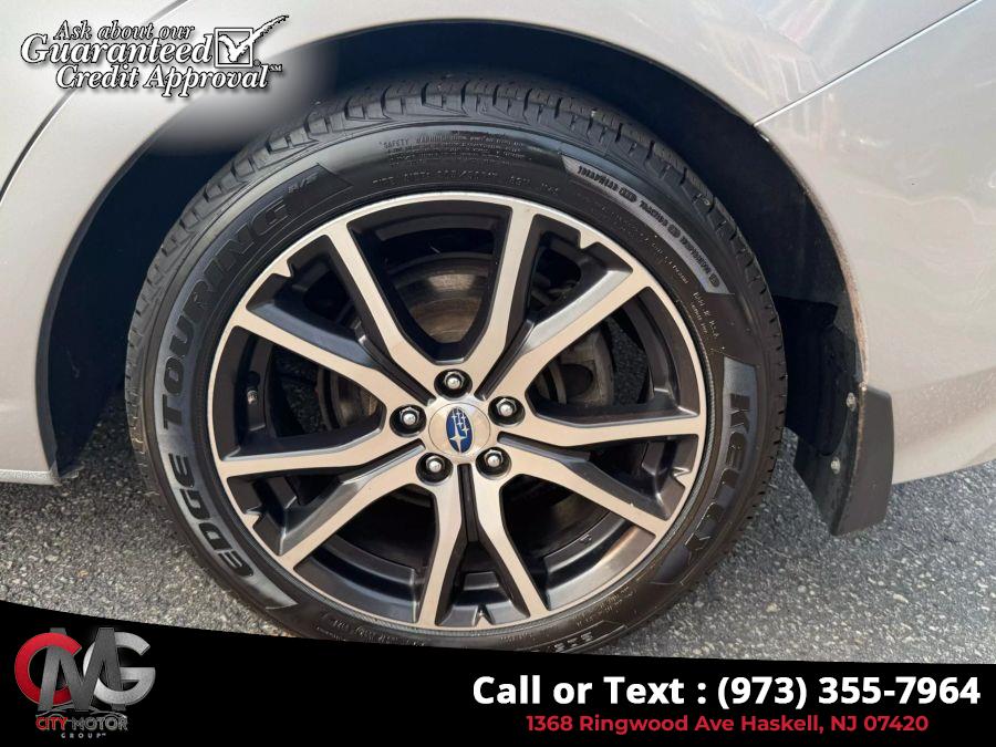 2017 Subaru Impreza 2.0i Limited Wagon 4D photo