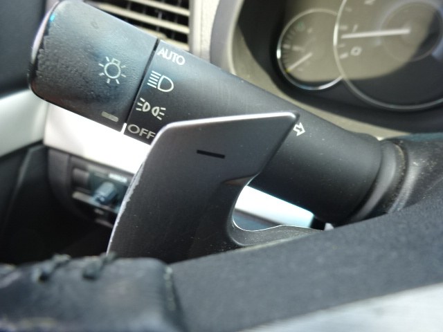 2010 Subaru Legacy 2.5i Premium photo