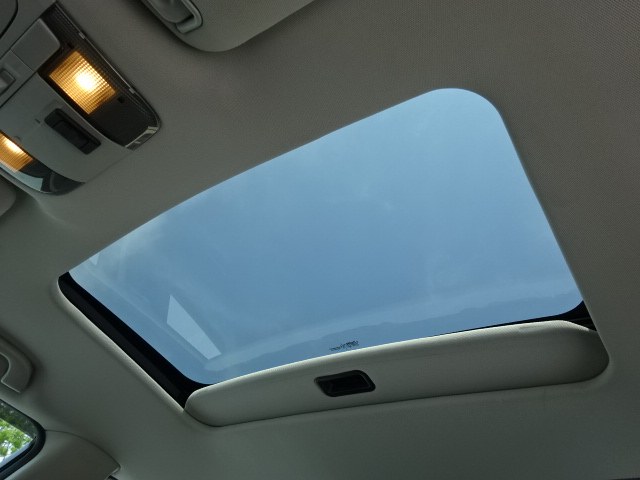2010 Subaru Legacy 2.5i Premium photo