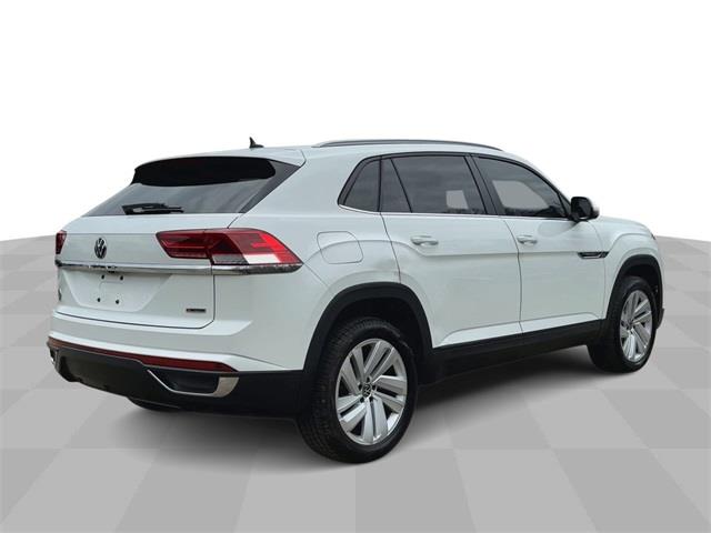 2022 Volkswagen Atlas Cross Sport 2.0T SE w/Technology photo