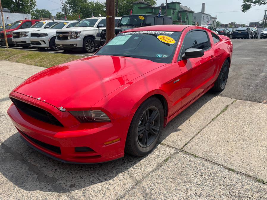 2013 Ford Mustang V6 photo