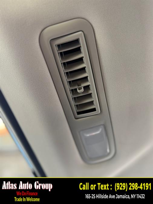 2023 Subaru Ascent Touring 7-Passenger photo