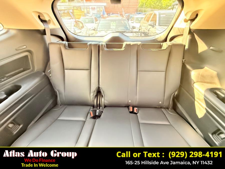 2023 Subaru Ascent Touring 7-Passenger photo