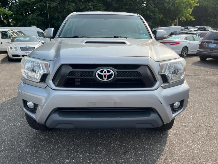 2014 Toyota Tacoma V6 photo