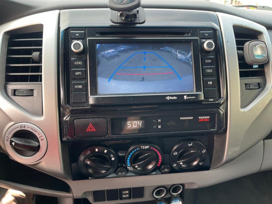 2014 Toyota Tacoma V6 photo