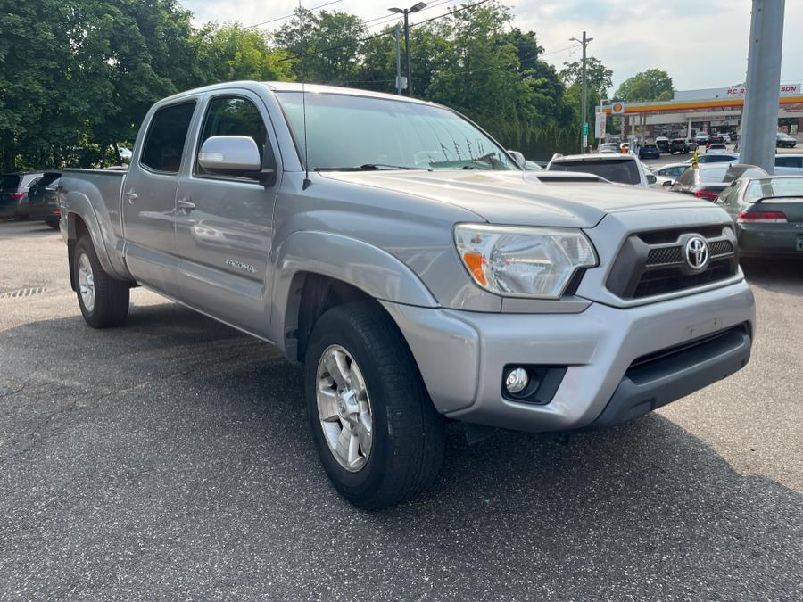 2014 Toyota Tacoma V6 photo