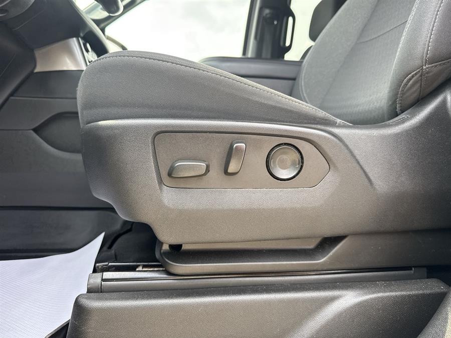 2022 Chevrolet Tahoe LS photo
