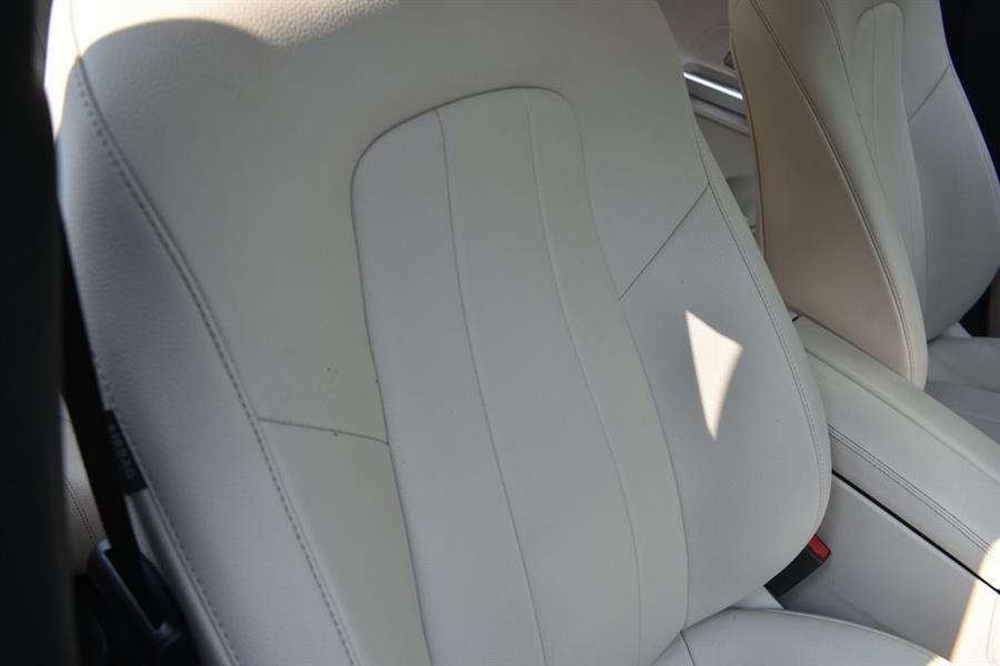 2021 Mercedes-Benz GLB GLB 250 photo