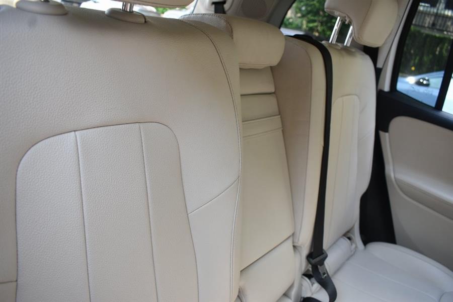 2021 Mercedes-Benz GLB GLB 250 photo