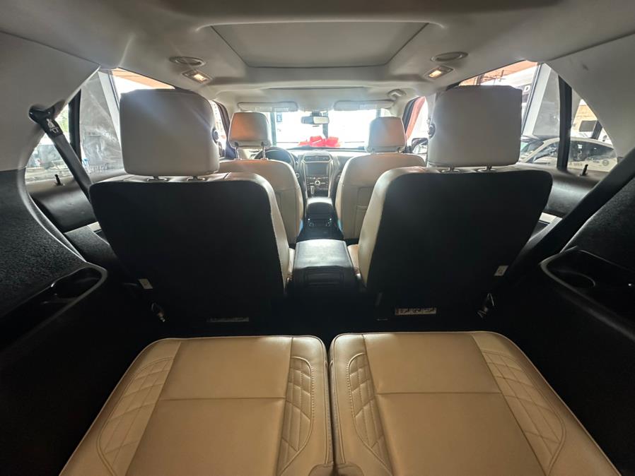 2017 Ford Explorer Platinum 4WD photo