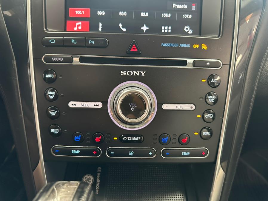 2017 Ford Explorer Platinum 4WD photo