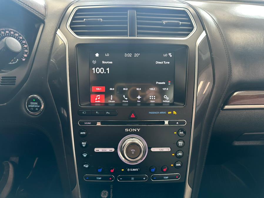 2017 Ford Explorer Platinum 4WD photo