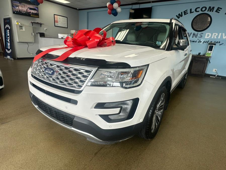 2017 Ford Explorer Platinum 4WD photo