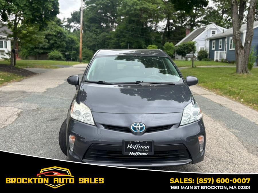 2013 Toyota Prius One photo