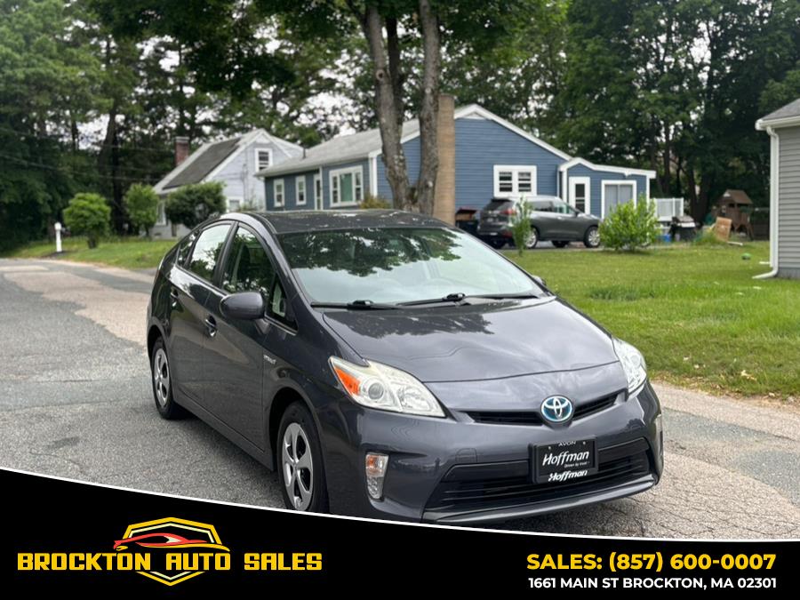2013 Toyota Prius One photo