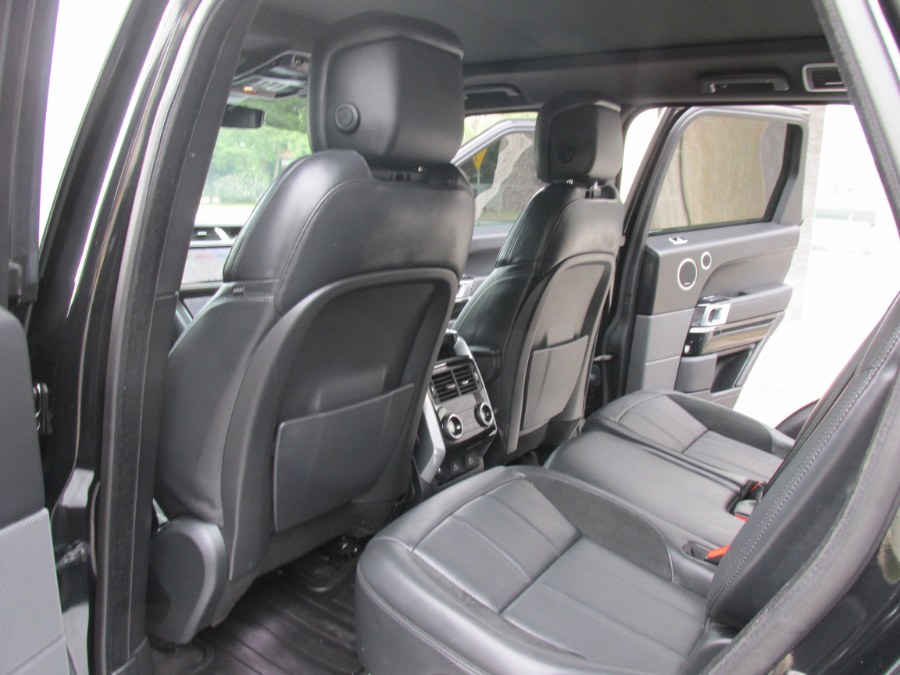 2022 Land Rover Range Rover Sport Turbo i6 MHEV HST photo