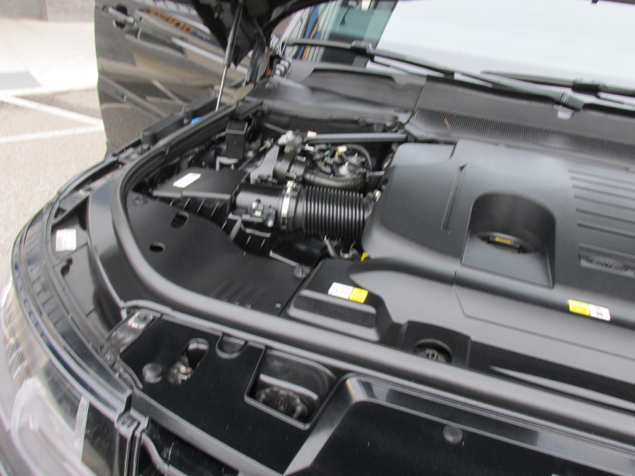 2022 Land Rover Range Rover Sport Turbo i6 MHEV HST photo