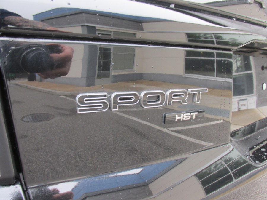 2022 Land Rover Range Rover Sport Turbo i6 MHEV HST photo
