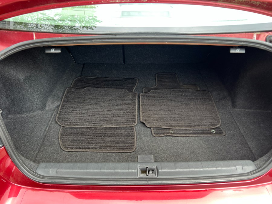 2013 Subaru Legacy 2.5i Premium photo
