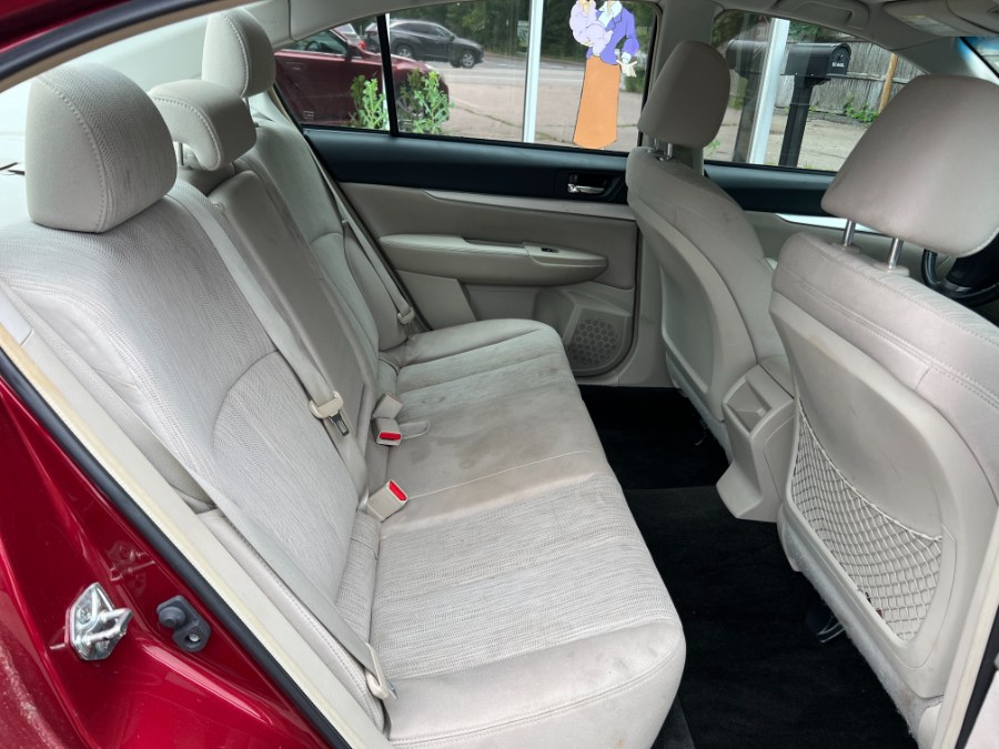 2013 Subaru Legacy 2.5i Premium photo
