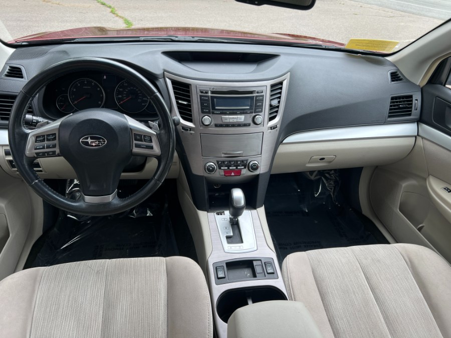 2013 Subaru Legacy 2.5i Premium photo