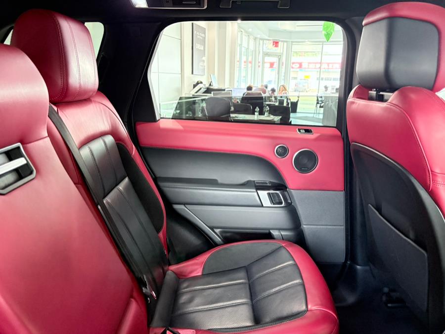 2020 Land Rover Range Rover Sport Turbo i6 MHEV HST photo