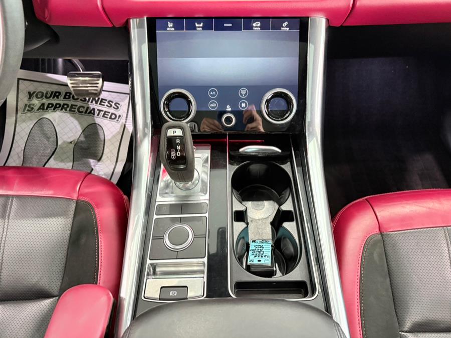 2020 Land Rover Range Rover Sport Turbo i6 MHEV HST photo