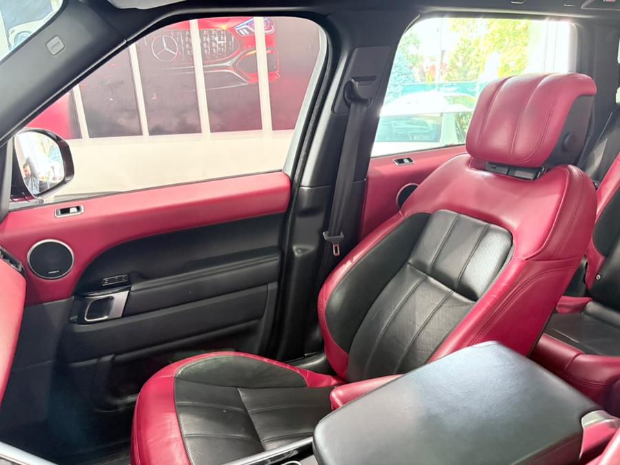 2020 Land Rover Range Rover Sport Turbo i6 MHEV HST photo