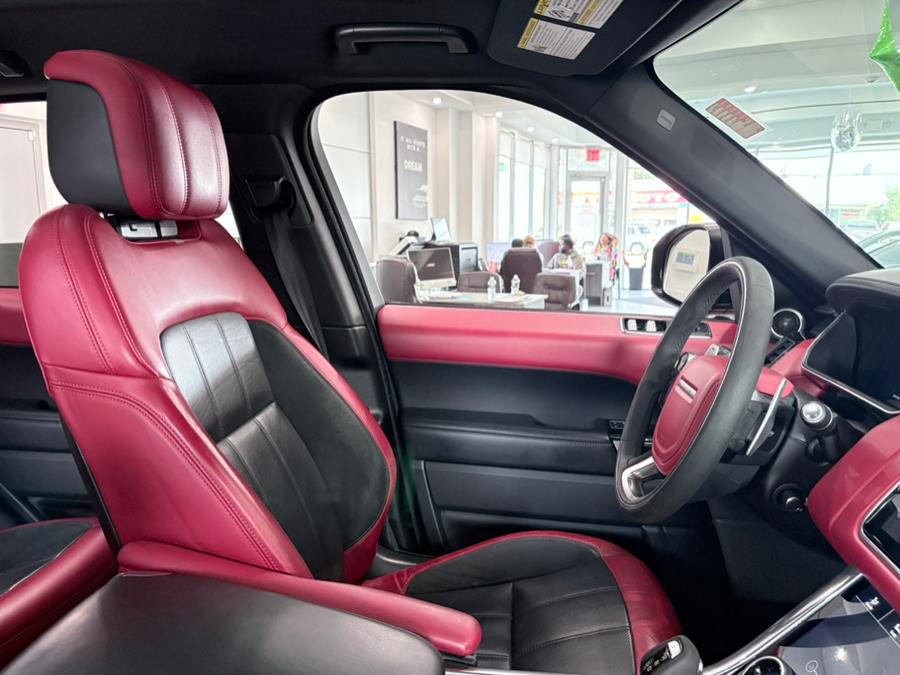 2020 Land Rover Range Rover Sport Turbo i6 MHEV HST photo