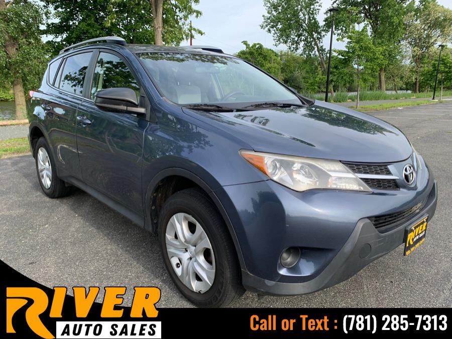 2013 Toyota RAV4 LE photo
