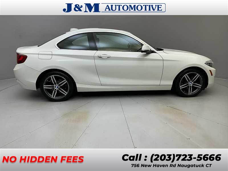 2017 BMW 2 Series 230i xDrive photo