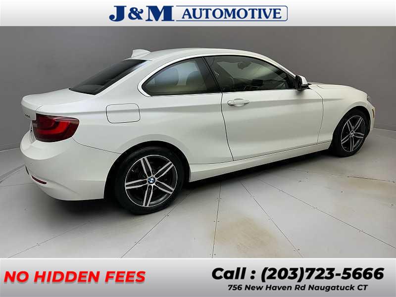 2017 BMW 2 Series 230i xDrive photo