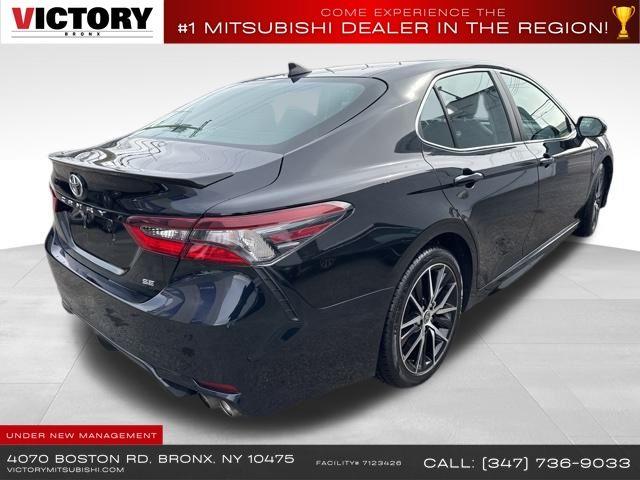 2022 Toyota Camry SE Nightshade photo