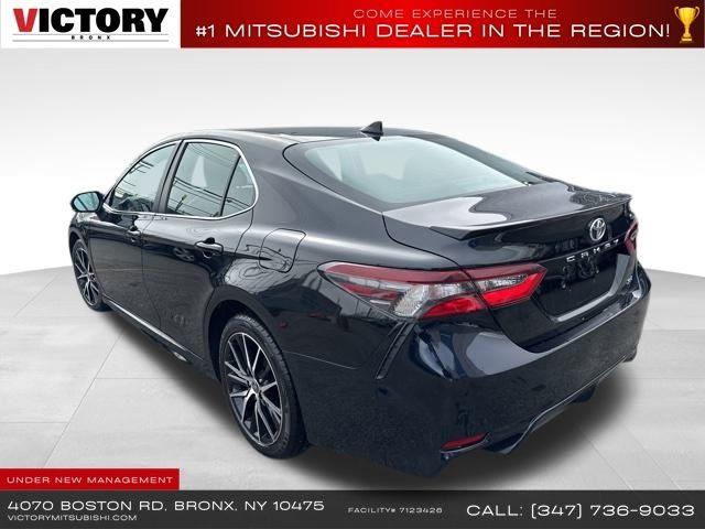 2022 Toyota Camry SE Nightshade photo